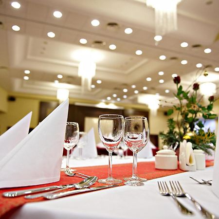 Hotel Prezydencki 4-Star Rzeszow Luaran gambar