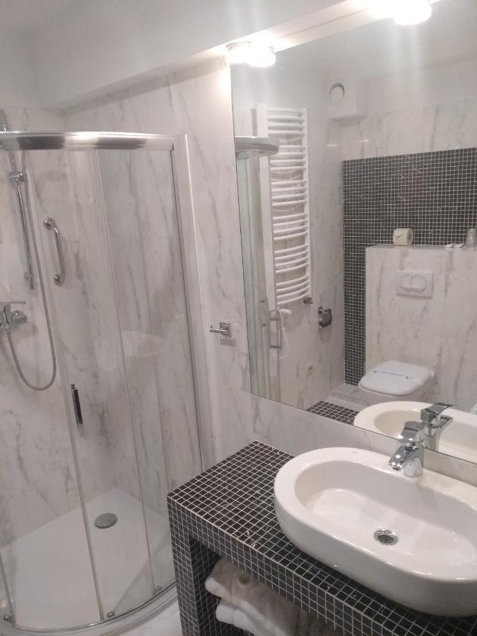 Hotel Prezydencki 4-Star Rzeszow Luaran gambar