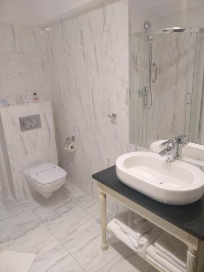 Hotel Prezydencki 4-Star Rzeszow Luaran gambar