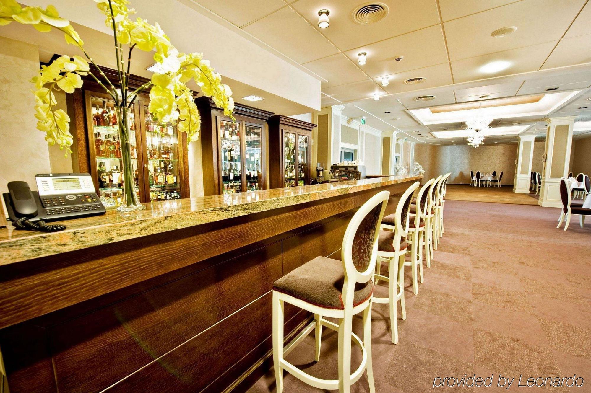 Hotel Prezydencki 4-Star Rzeszow Restoran gambar