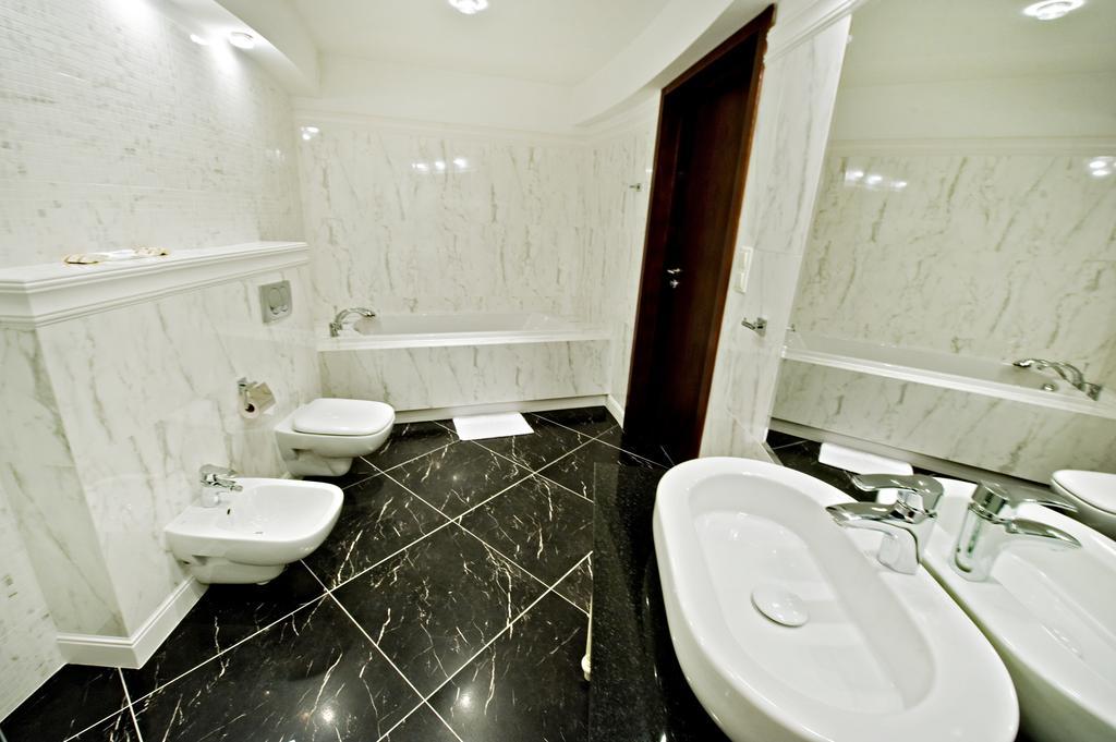 Hotel Prezydencki 4-Star Rzeszow Bilik gambar